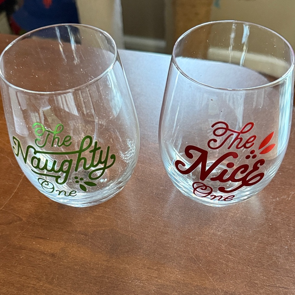 Hallmark Clear Glassware/ Wine Glasses New